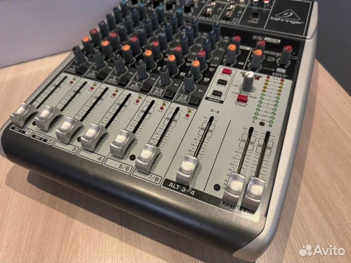 Микшерный пульт Behringer Xenyx Q1204usb Чек от: 0
