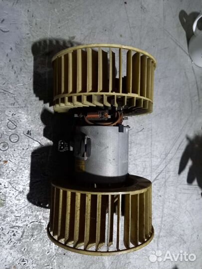 Моторчик печки BMW 5 E39