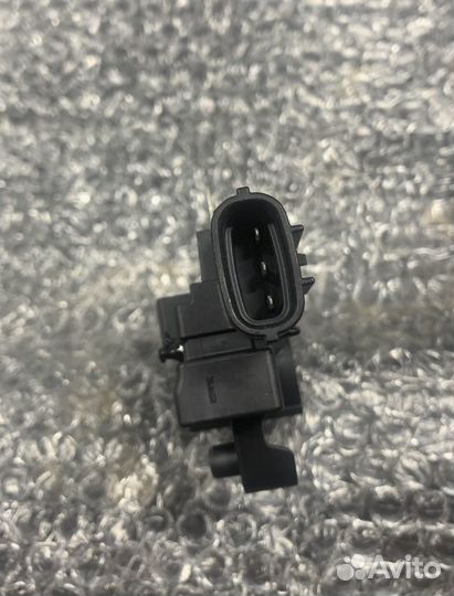 Реле щетки генератора 1.4 G4LC