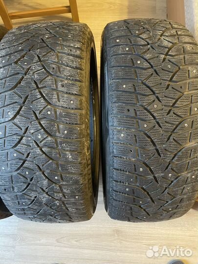Bridgestone Blizzak Spike-02 245/45 R19