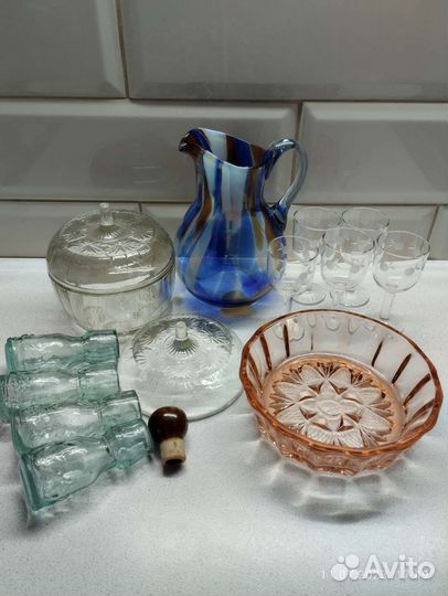Графин,сахарница,рюмки, пробки, конфетница СССР