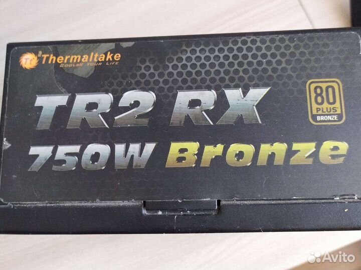 Блок питания thermaltake 750