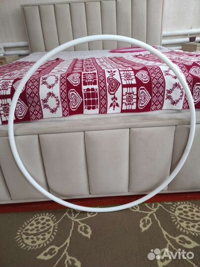 Обруч гимнастический