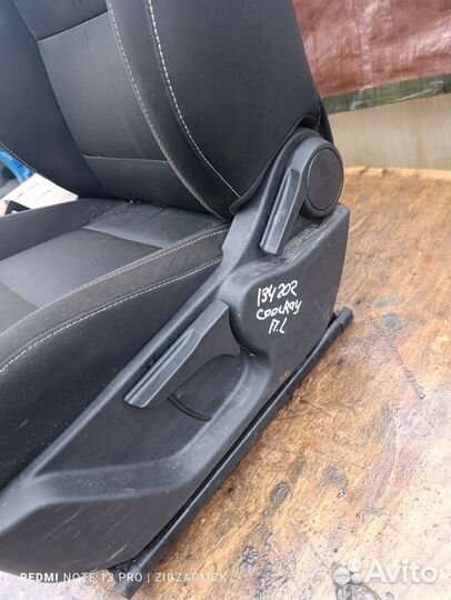 Сиденье переднее левое (Geely Coolray)