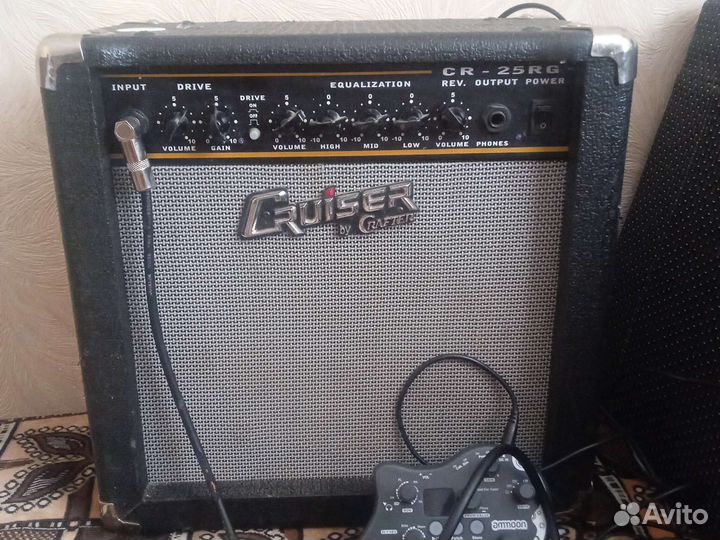 Электрогитара, комбоусилитель, процессор