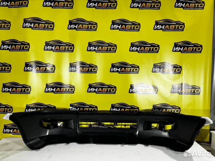 Бампер передний Toyota Land Cruiser 120 Prado