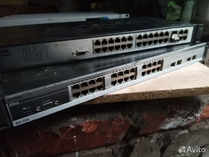 Коммутатор D-Link DES-3526