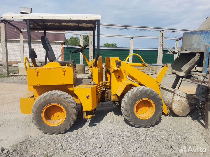 Фронтальный погрузчик Furukawa FL30, 1989