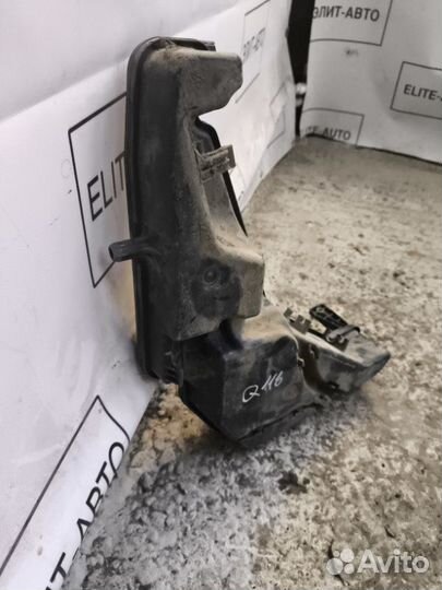 Бачок омывателя Audi Q5 8R 2.0 2010