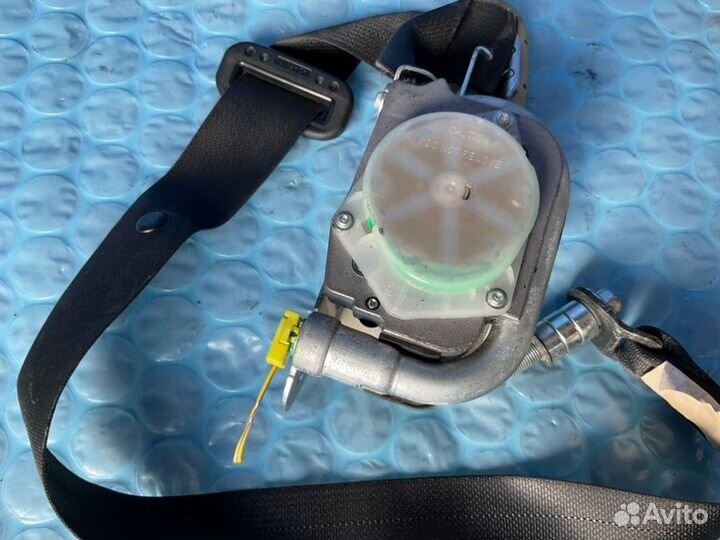 Ремень безопасности передний левый Nissan Maxima