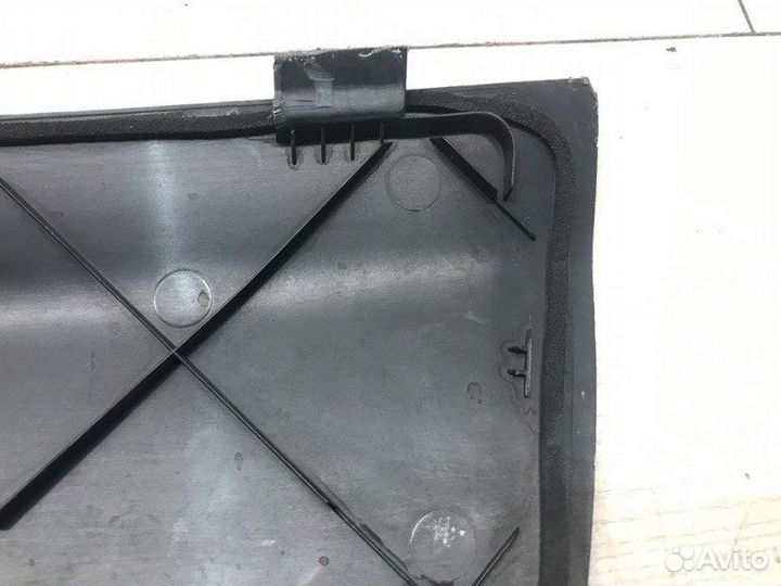 Накладка трапеции (жабо) Mercedes Vito W639 ом646
