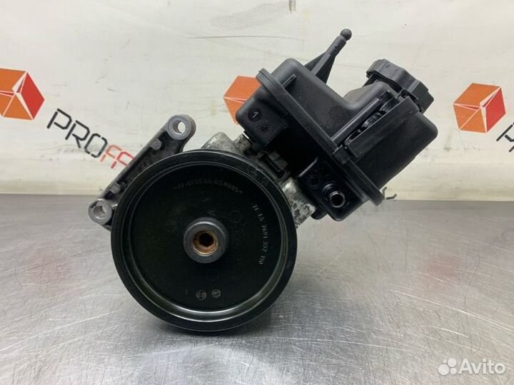 Насос гидроусилителя руля Mercedes C-Class W204