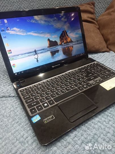 Продаю ноутбук Packard Bell на i3