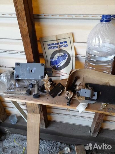 Замок гаражный