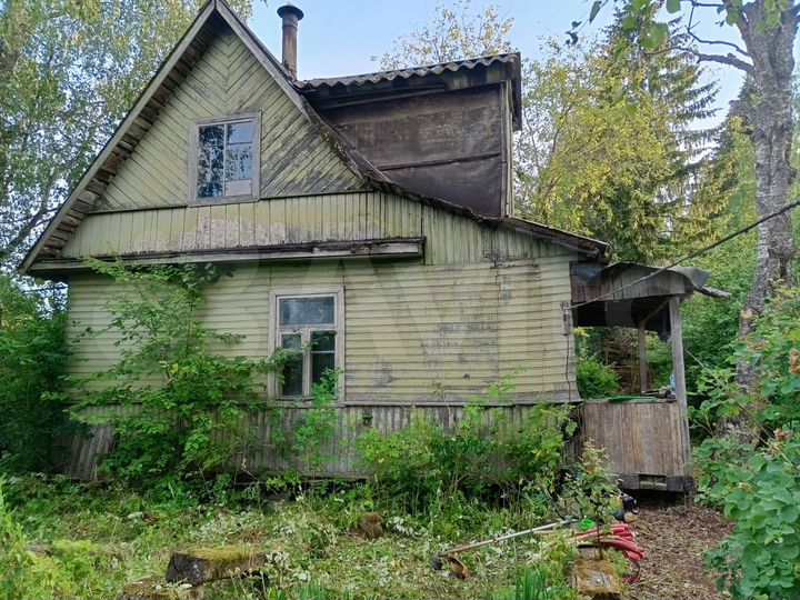 Дом 46 м² на участке 8,3 сот.