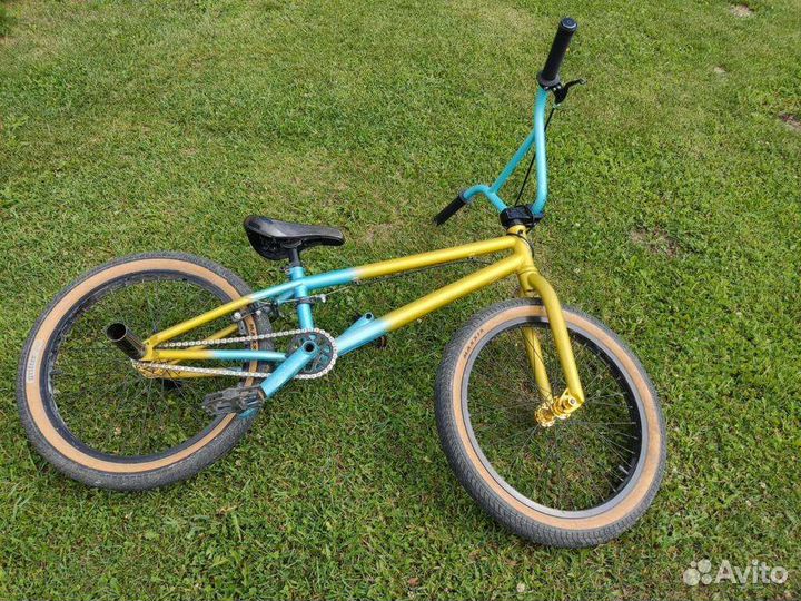 Велосипед BMX