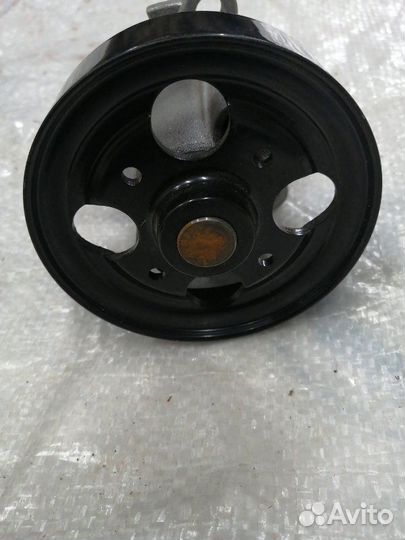 Помпа Nissan X-Trail T31 2008