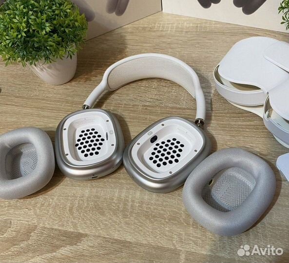 AirPods Max Silver