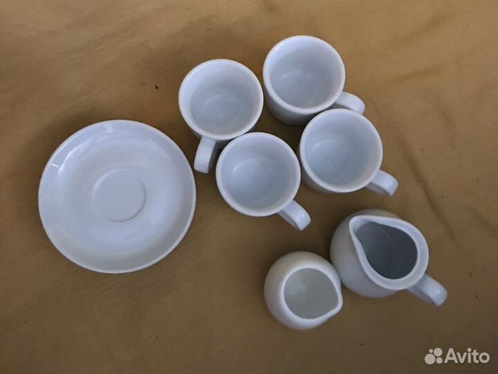 Чашки кофейные, молочники