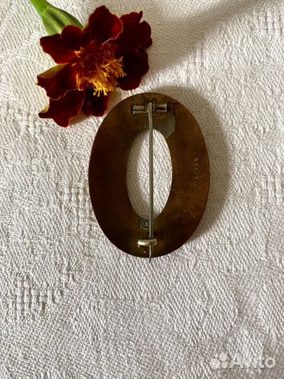 Антикварная брошь, Западная Европа