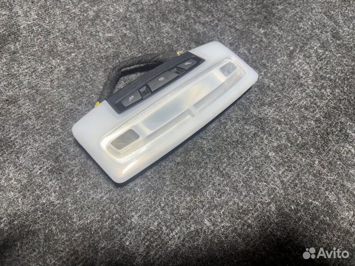 Плафон подсветки салона Bmw 3 Series F30 N20B20