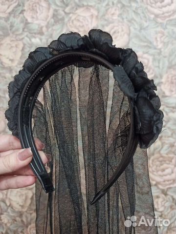 Ободок для волос с цветами