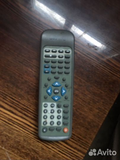 Видиоплеер с пультом