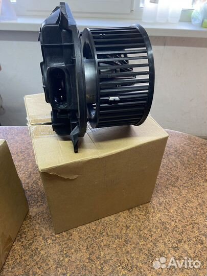Вентилятор печки на Renault Trafic/Opel Vivaro