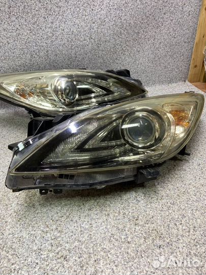 Фара Mazda 3 BL 2010