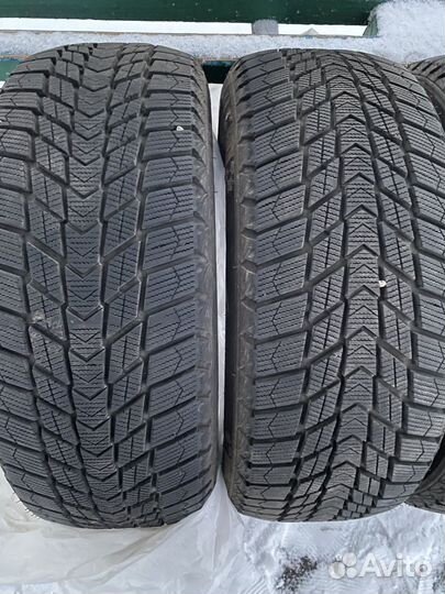 Nexen Winguard Ice Plus 20.5/55 R16 20E