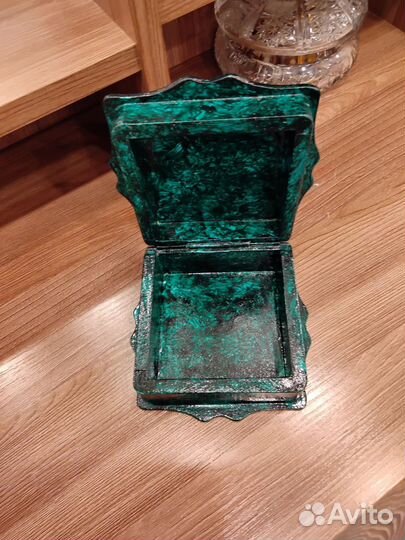 Шкатулка для ювелирных украшений