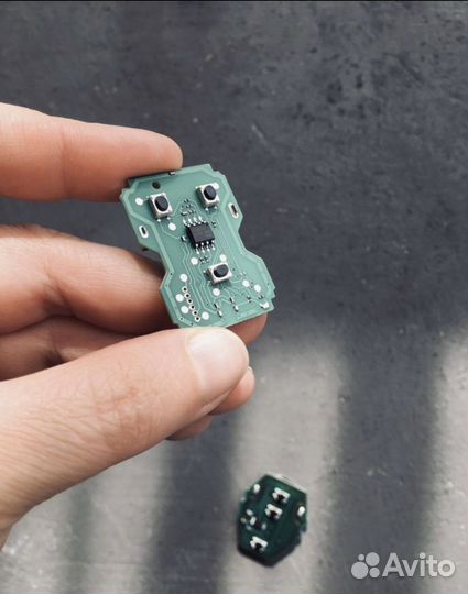 Плата треугольного ключа