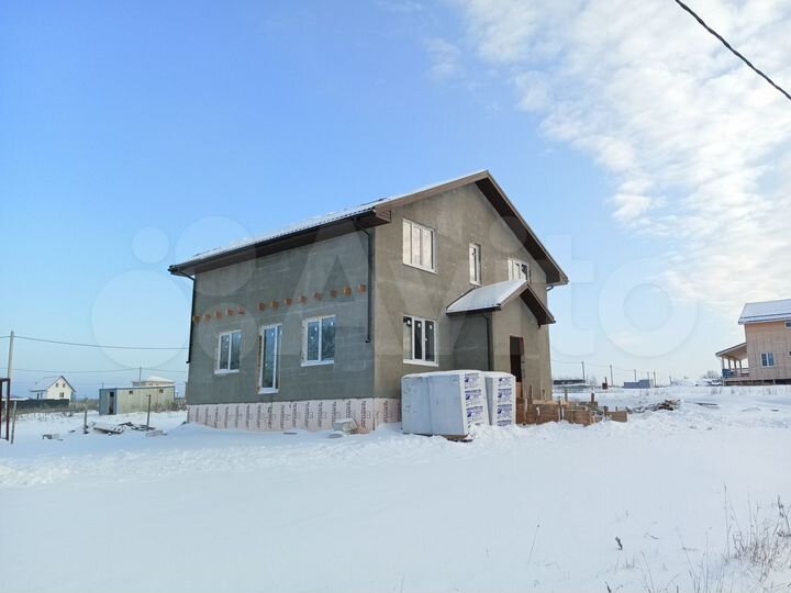 Дом 172 м² на участке 7 сот.