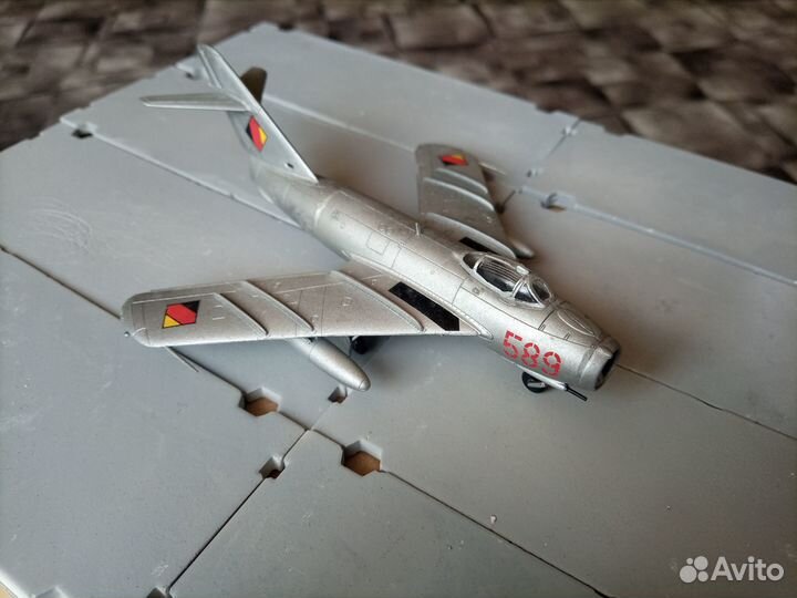 Сборная модель самолета