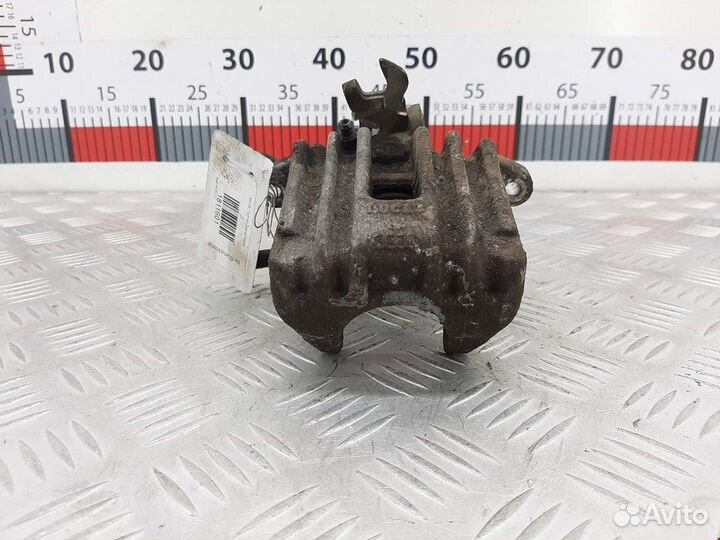 Суппорт задний левый для Audi A4 B5 8E0615123A