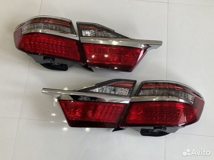 Фонарь задний (1шт в крышку) Toyota Camry (55)