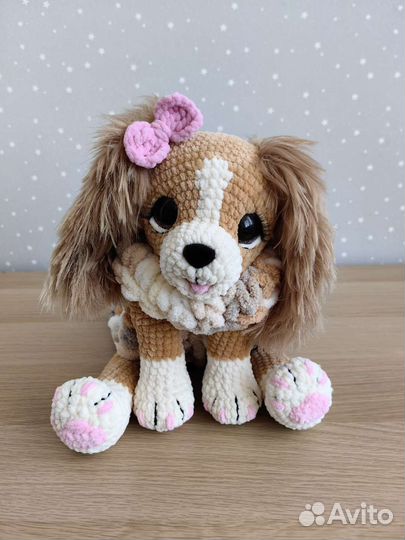 Вязаная игрушка пижамница собачка