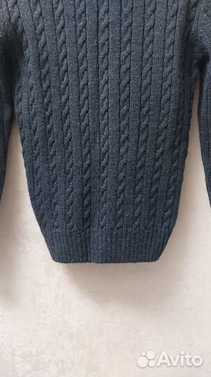 Свитер для мальчика 128сверху пугов 30 % шерсть