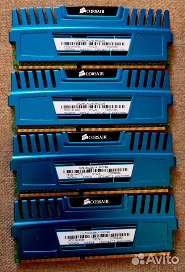 Corsair 16 гб (4 гб x 4 шт.) DDR3 1600 мгц