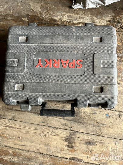 Кейс от перфоратора