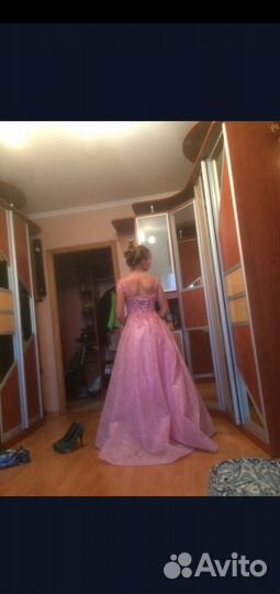 Нарядное платье для девушек