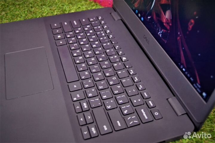 Ультрабук Dell Core i3-11 / 8GB DDR4 / SSD NVMe