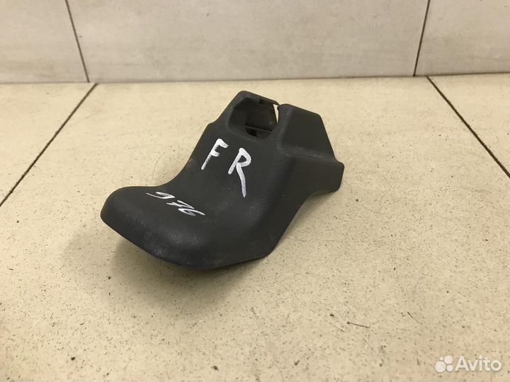 Накладка (кузов внутри) RAV 4 2006-2013