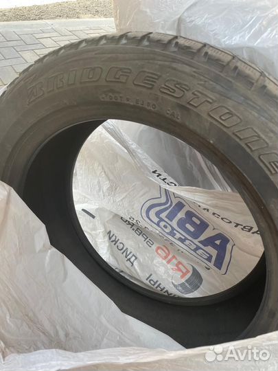 Bridgestone Blizzak DM-V1 235/55 R19