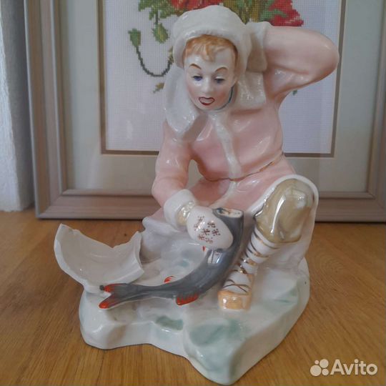Редкая антикварная статуэтка под реставрацию