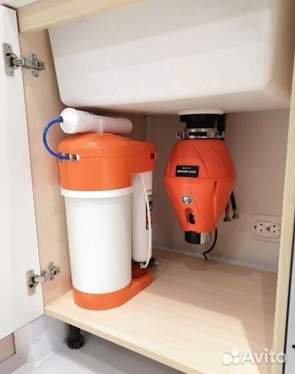 Измельчитель пищевых отходов omoikiri Nagare 750