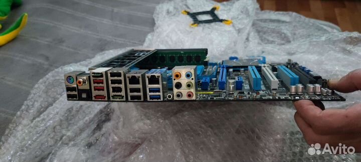 Материнская плата 1155