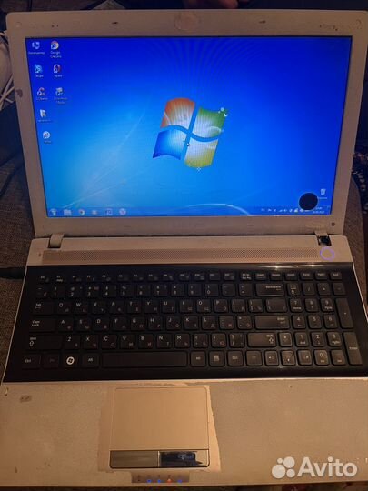 Ноутбук samsung