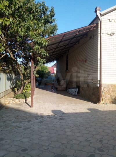 Дом 315 м² на участке 6 сот.