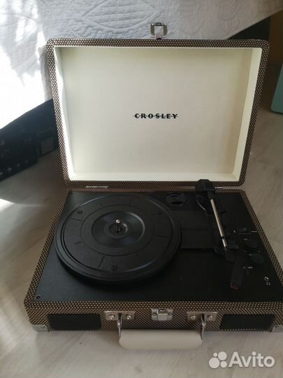 Проигрыватель винила Crosley CR8005D-TW4